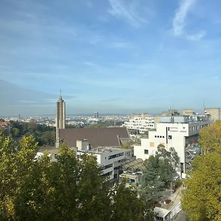 Appartamento In With View, 15min To Center Parigi
