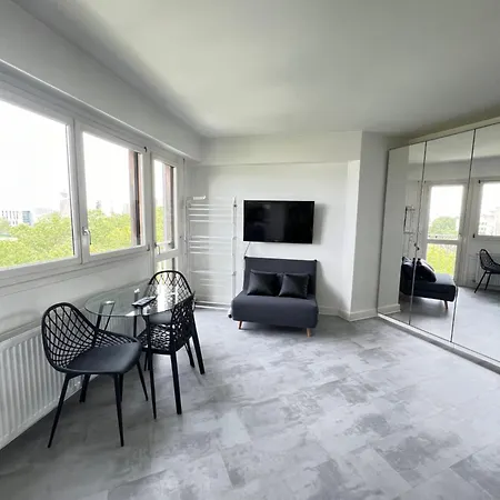 Apartamento In With View, 15min To Center *