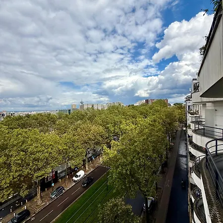 Apartment In With View, 15min To Center
