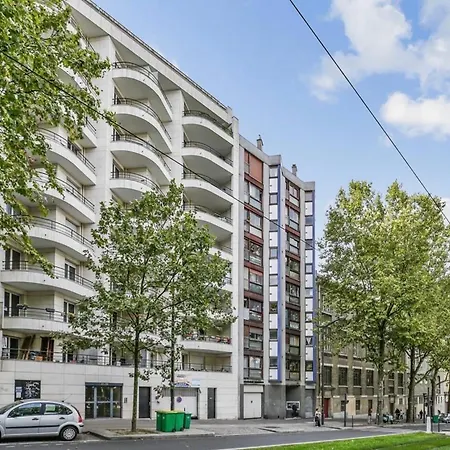 Apartament In With View, 15min To Center *